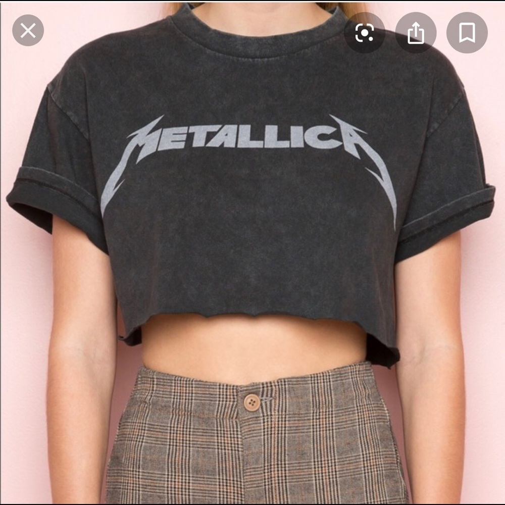BLACK CROP TOP X BRANDY MELVILLE X METALLICA